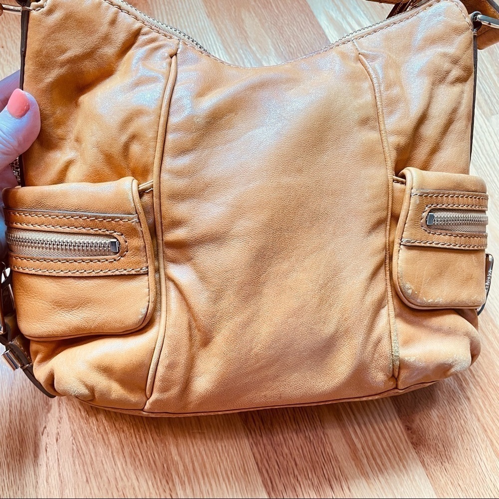 Michael Kors purse leather caramel shoulder bag super funky festival hip - Picture 5 of 16